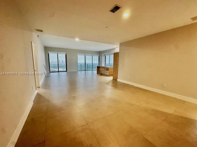 Building Photo - 16385 Biscayne Blvd