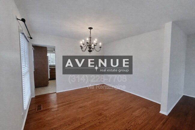 Foto del edificio - 412 Claymont Dr