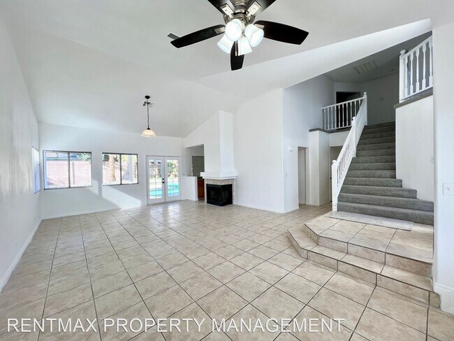 Foto del edificio - 3 br, 2.5 bath House - 323 SALINAS DR