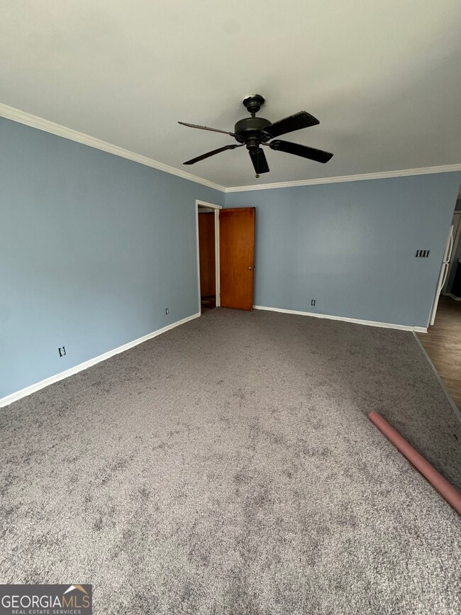 Building Photo - 2117 Knightsbridge Rd