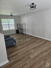 Building Photo - 109 Summer Vale Dr