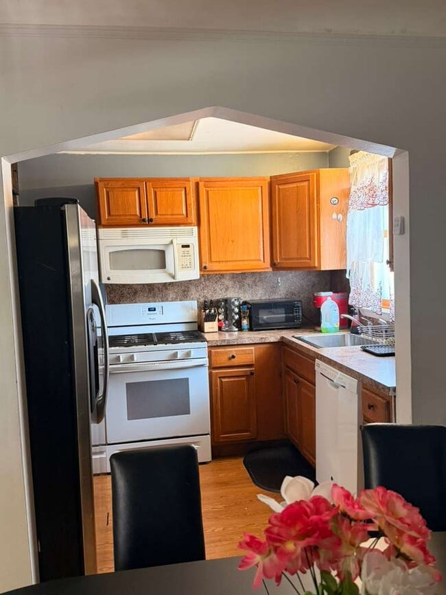 Foto del edificio - 24800 Dunning St