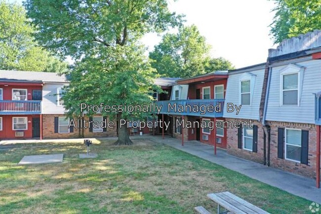 Building Photo - 104 Poplar Level Ct
