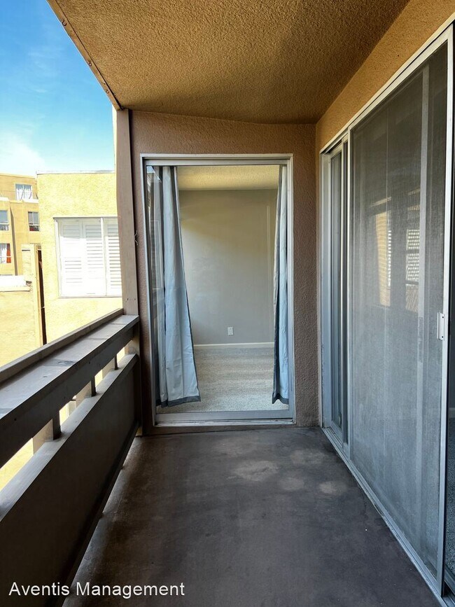 Building Photo - 1 br, 1 bath House - 5343 Broadway Terrace