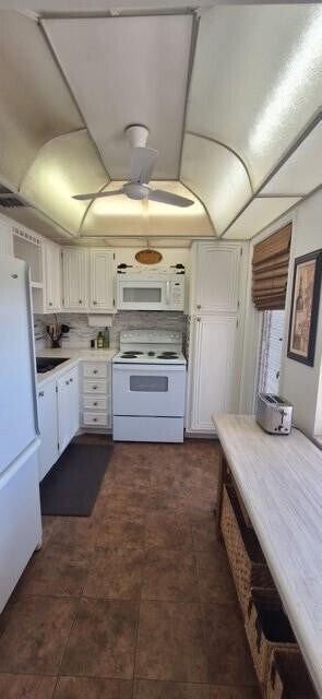 Foto del edificio - 2661 S Course Dr