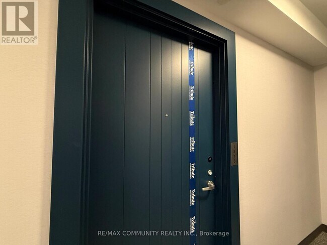 Photo du bâtiment - 2545 Simcoe St N