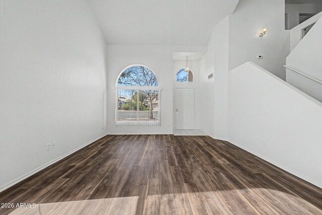 Building Photo - 3121 E Wagoner Rd