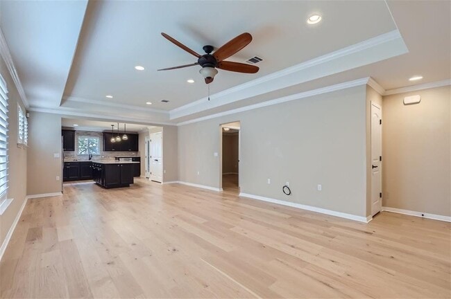 Building Photo - 860 Hamilton Ln
