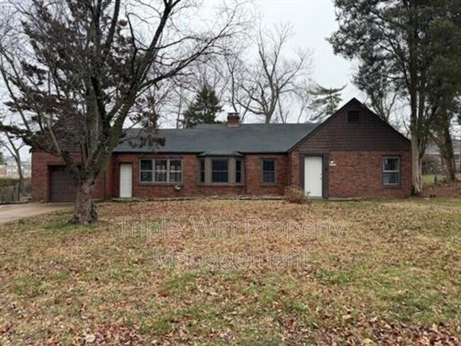 Foto del edificio - 520 Hentschel Pl