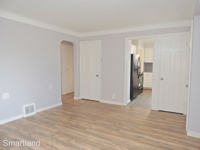 Building Photo - 3 br, 1 bath House - 21312 Hansen Road