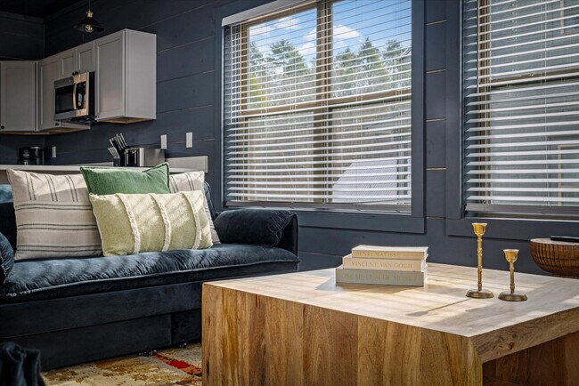 Foto del edificio - 528 Warbonnet Wy