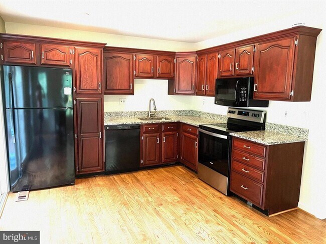 Foto del edificio - 11951 Heathcote Ct