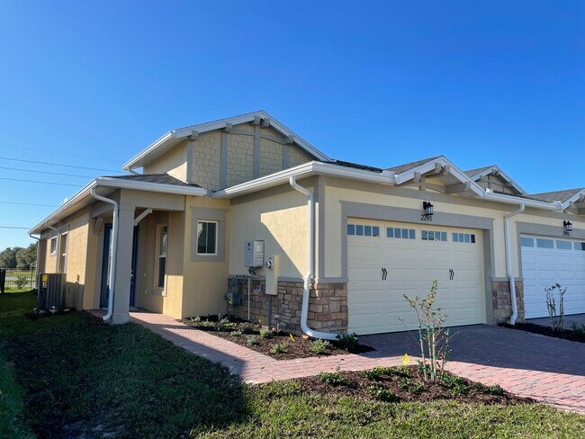 Building Photo - 2291 Datura Loop