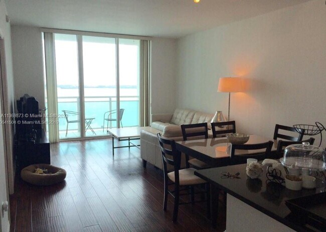 Foto del edificio - 951 Brickell Ave