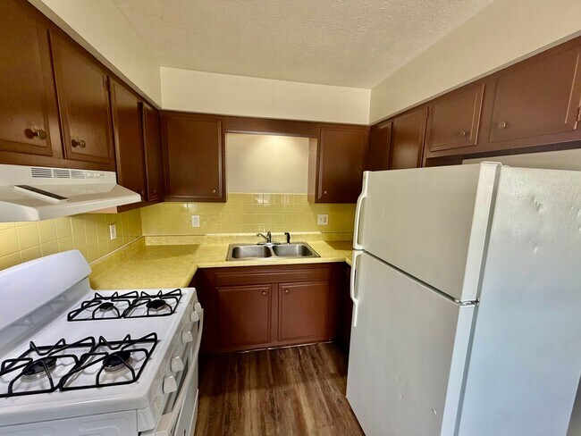 Foto del edificio - 102 College Park Ct