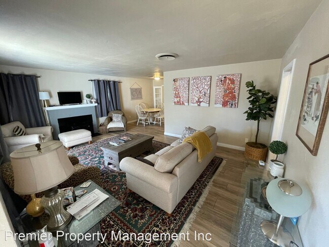 Building Photo - 3 br, 2 bath House - 3090 Grand View Ave