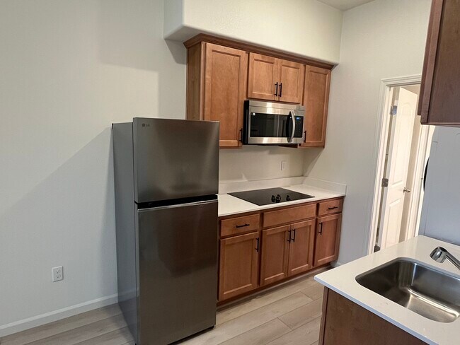 Foto del edificio - 3828 Norbridge Ave