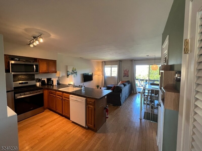 2 Onuma Ct Unit 3, Vernon Township, NJ 07462 Condo for Rent in Vernon