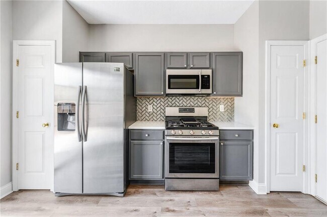 Building Photo - 1681 Heyford Cir NW