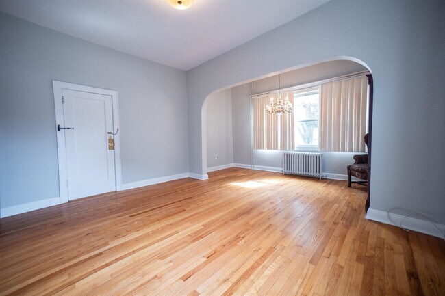 Building Photo - 228 73rd St