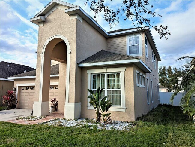 Building Photo - 7963 Camden Woods Dr