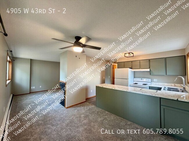 Foto del edificio - 4905 W 43rd St