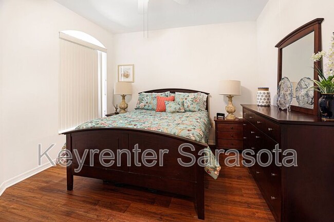 Foto del edificio - 7068 Prosperity Cir