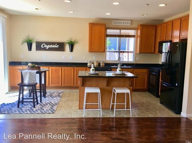 Building Photo - 3 br, 2 bath House - 115 Crestwood Lane