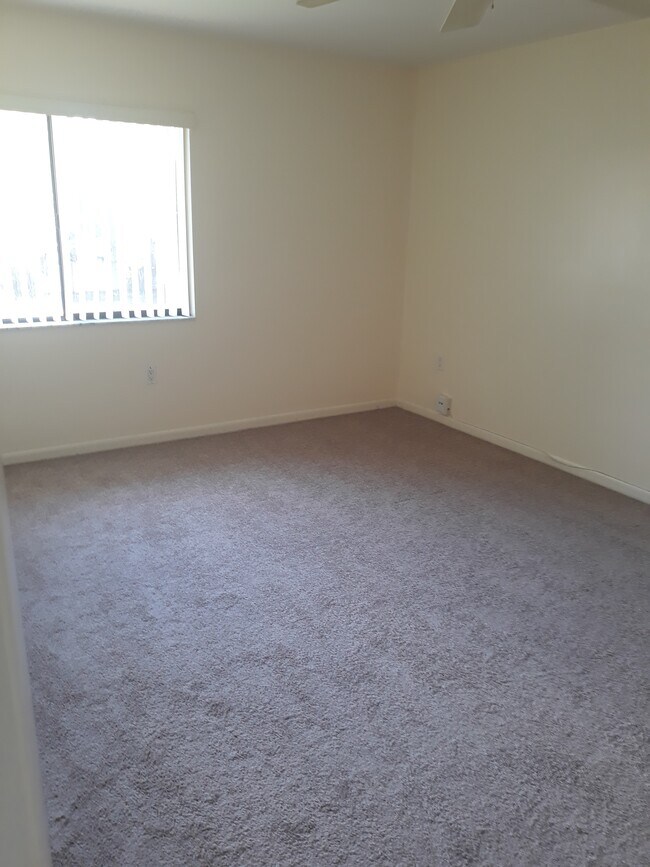Foto del interior - 5255 Vineland Rd