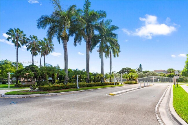 Foto del edificio - 670 NW 154th Ave