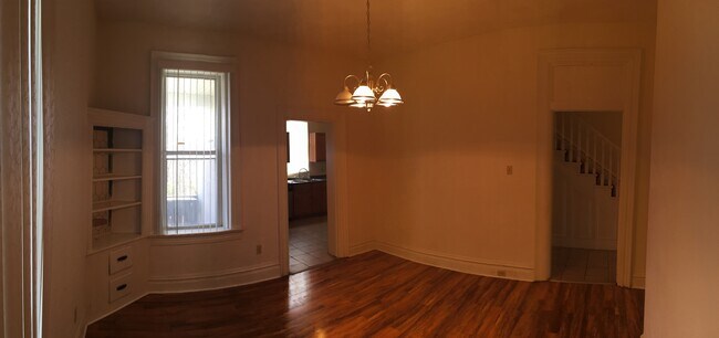 Foto del edificio - 410 Morrow Ave