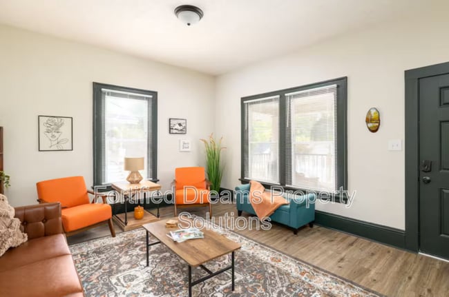 Foto del edificio - 720 S Broad St