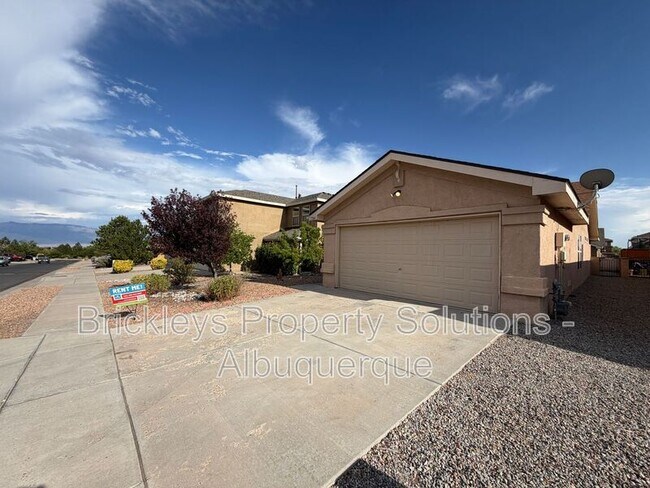 Foto del edificio - 7704 Woodstar Ave NW