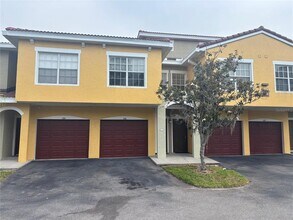 Building Photo - 5600 Bentgrass Dr