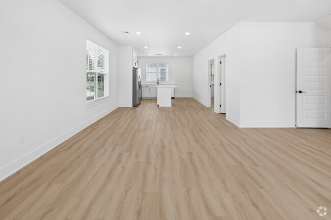 4BR, 4BA - 1,950SF - Living, Dining and Kitchen Area - The Courts