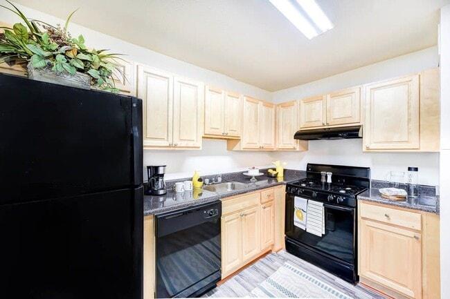 Building Photo - Ashton Heights