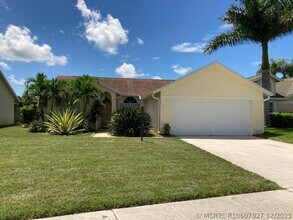 Building Photo - 13016 Meadowbreeze Dr