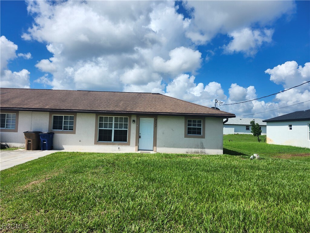 Foto principal - 4527 19th St SW