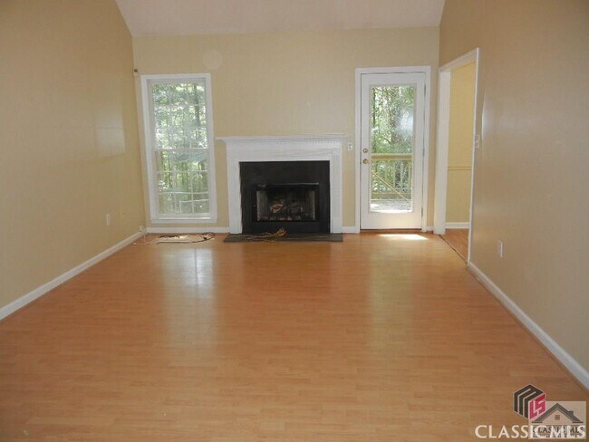Building Photo - 292 Stonybrook Cir