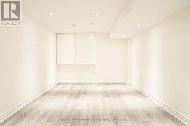 Building Photo - 29 Bloomfield Trail