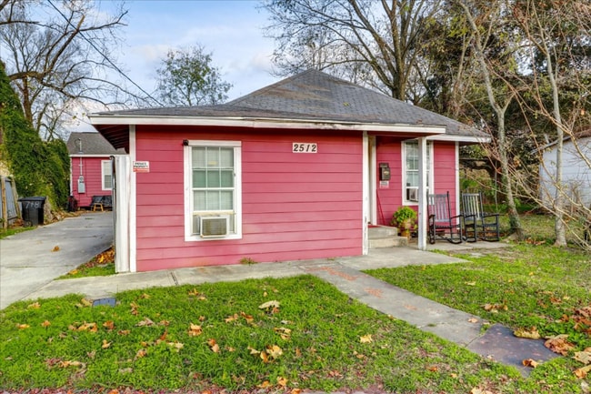 Building Photo - 2512 Altoona St
