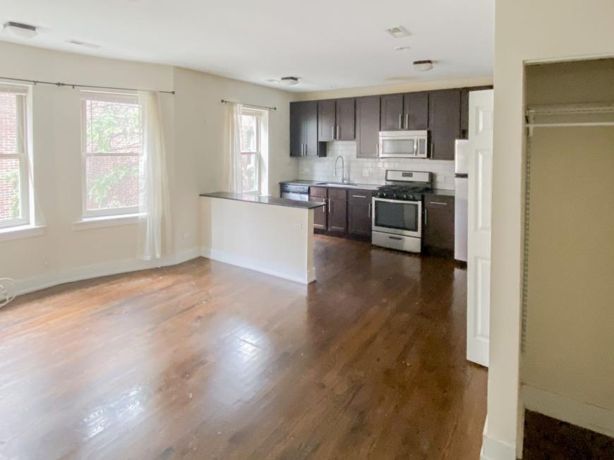 Primary Photo - 1 bedroom in Chicago IL 60640