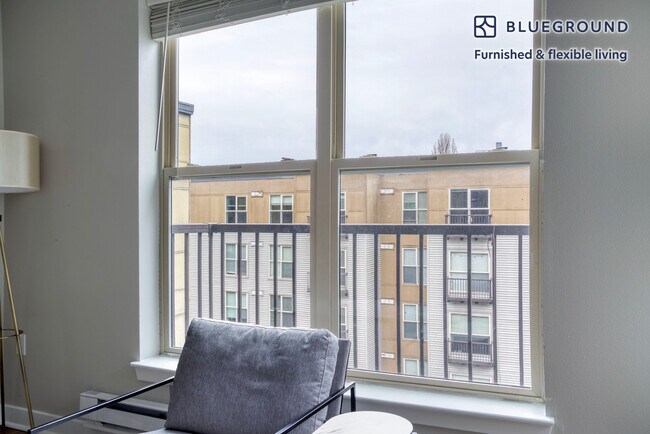 Foto del edificio - 1011 E Terrace St