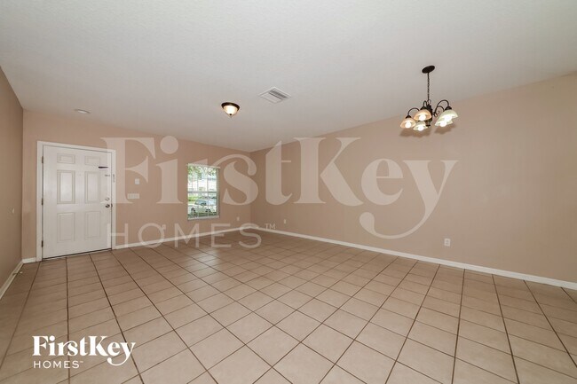 Foto del edificio - 15825 Fishhawk Falls Dr