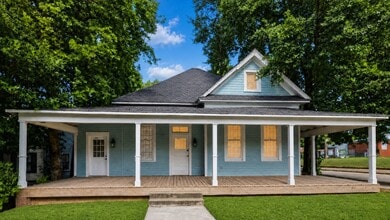 Building Photo - 1204 S McDonough St