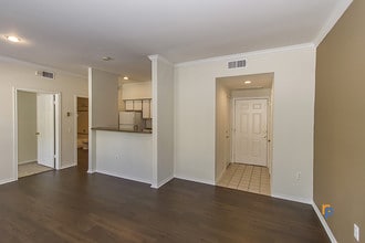 Building Photo - Village of Hampton Cove