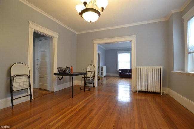 Building Photo - 5 br, 2 bath  - 45 Kilsyth Rd