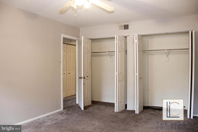 Building Photo - 3916 Stone Gate Dr