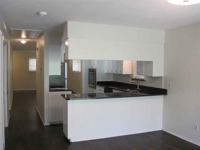 Foto del edificio - 6545 Ascot Ln