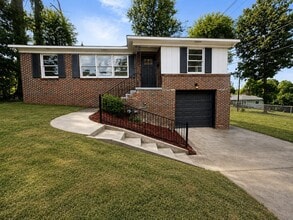 Building Photo - 4614 Ave I